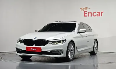 BMW 5-Series · 2018 год