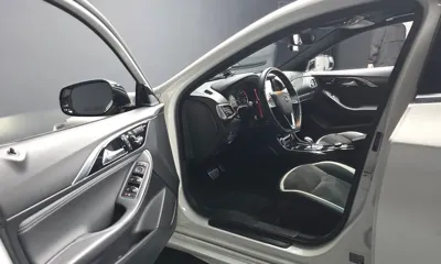 Infiniti Q30 2017, 68632 км, за 10800000 KRW - фото 10