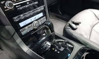 Kia Opirus 2010, 159914 км, за 3800000 KRW - фото 9