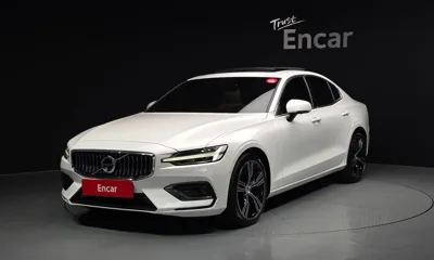 Volvo S60 · 2021 год