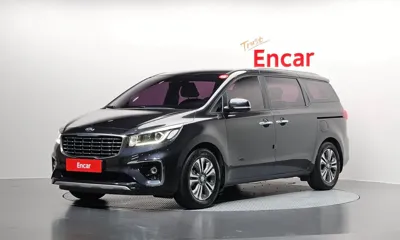 Kia Canival · 2019 год