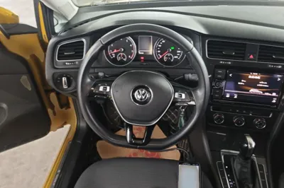Volkswagen Golf 2019, 114300 км, за 64900.21 CNY - фото 13