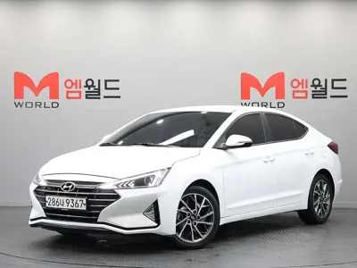 Hyundai Avante · 2020 год
