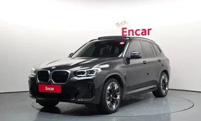 BMW iX3 · 2023 год