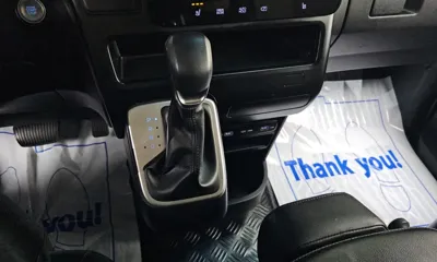 Hyundai Staria 2022, 92949 км, за 25990000 KRW - фото 9