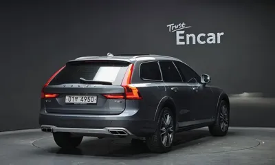 Volvo V90 2018, 65228 км, за 31500000 KRW