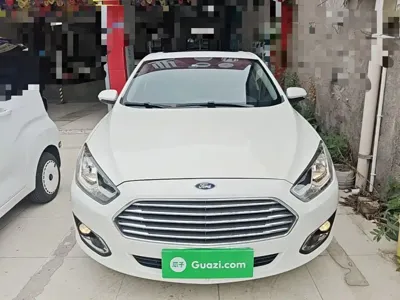 Ford Escort 2017, 112400 км, за 24100 CNY