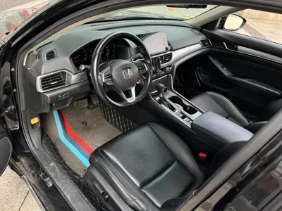 Honda Accord 2018, 140000 км, за 69800 CNY - фото 12