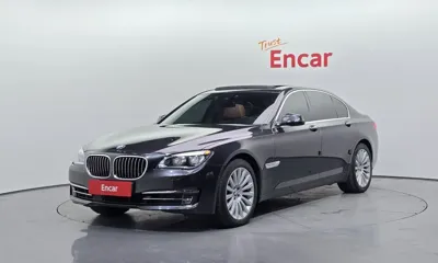 BMW 7-Series · 2014 год