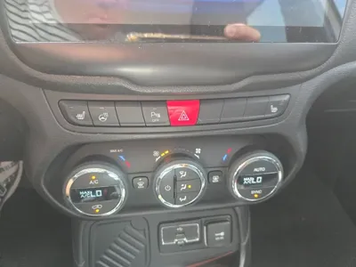 Jeep Renegade 2017, 198462 км, за 4990000 KRW - фото 13