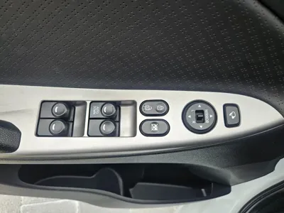Hyundai Accent 2017, 80462 км, за 6400000 KRW - фото 14