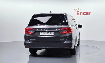 Honda Odyssey 2019, 57467 км, за 25900000 KRW