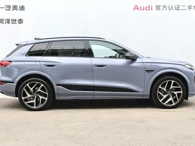 Audi 奥迪Q6L e-tron 2025, 5600 км, за 256000 CNY - фото 3