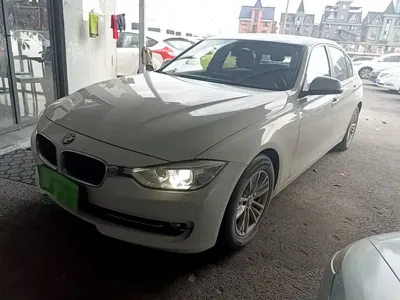 BMW 3 Series · 2015 год