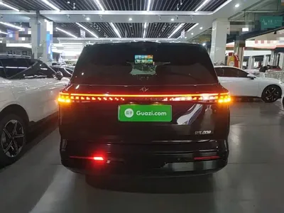 eπ eπ008 2025, 28400 км, за 125600 CNY - фото 6