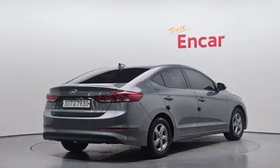 Hyundai Avante 2016, 104593 км, за 8900000 KRW