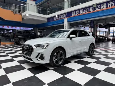 Audi Q3 · 2023 год