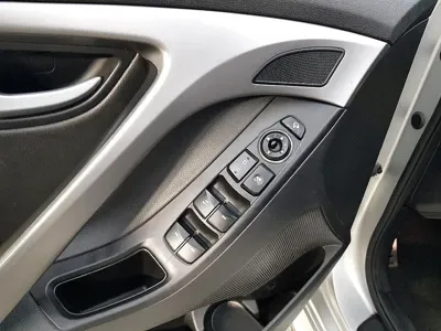 Hyundai Avante 2016, 80181 км, за 6190000 KRW - фото 11