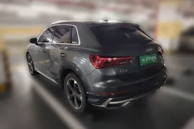 Audi Q3 2021, 72700 км, за 105535.79 CNY