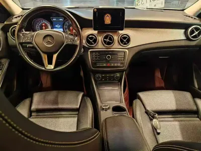 Mercedes-Benz GLA 2016, 68800 км, за 36500 CNY