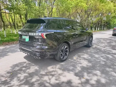 Lynk & Co 09 EM-P 2022, 60000 км, за 139000 CNY