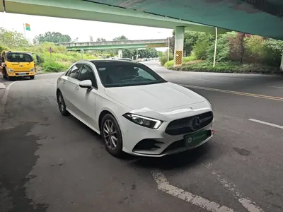 Mercedes-Benz A-Class 2021, 30600 км, за 105300 CNY - фото 4