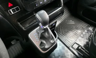 Hyundai Staria 2023, 29673 км, за 99990000 KRW - фото 9