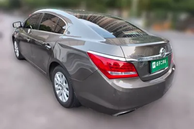 Buick LaCrosse 2013, 62800 км, за 40903.38 CNY