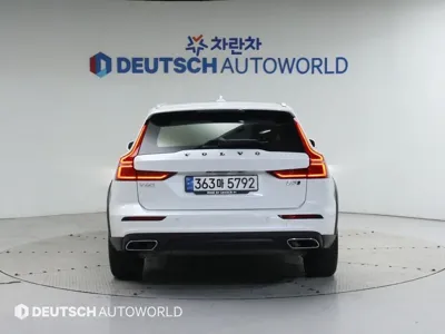 Volvo V60 2021, 22028 км, за 33900000 KRW