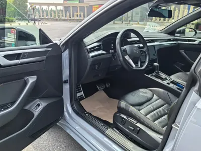 Volkswagen CC 2023, 39000 км, за 136800 CNY - фото 12