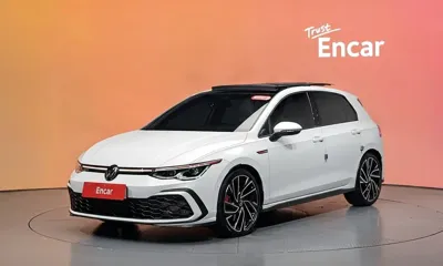 Volkswagen Golf · 2024 год