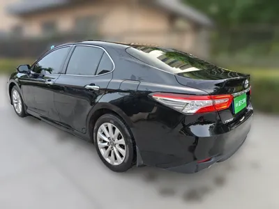 Toyota Camry 2019, 57200 км, за 89913.47 CNY