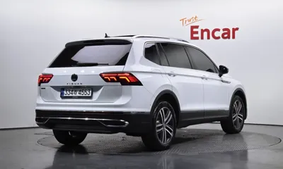 Volkswagen Tiguan 2023, 41111 км, за 28500000 KRW