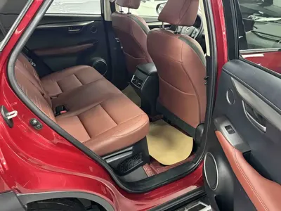 Lexus NX 2015, 93000 км, за 83900 CNY - фото 9
