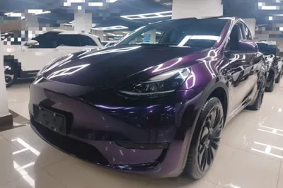 Tesla Model Y · 2022 год