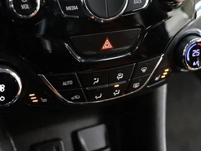 ChevroletGMDaewoo Cruze 2017, 82043 км, за 6990000 KRW - фото 11