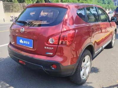 Nissan Qashqai 2012, 72500 км, за 21400 CNY
