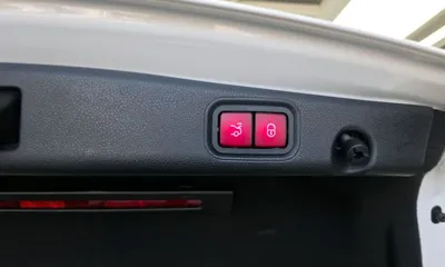 Mercedes-Benz E-Class 2019, 66619 км, за 26000000 KRW - фото 32