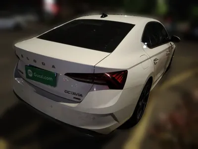 Skoda Octavia 2022, 80000 км, за 93465.28 CNY - фото 6