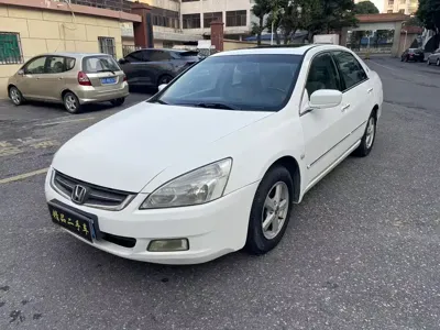 Honda Accord 2007, 116000 км, за 13799 CNY - фото 1