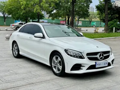 Mercedes-Benz C-Class 2020, 40000 км, за 129800 CNY