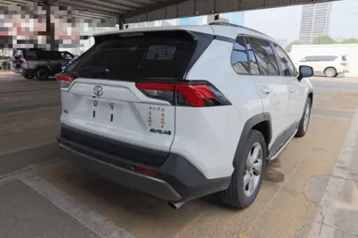 Toyota RAV4 2022, 45500 км, за 113296.14 CNY - фото 6