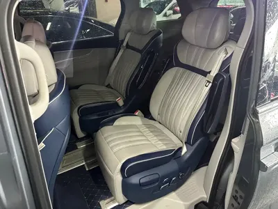 Roewe iMAX8 2021, 50000 км, за 73000 CNY - фото 4