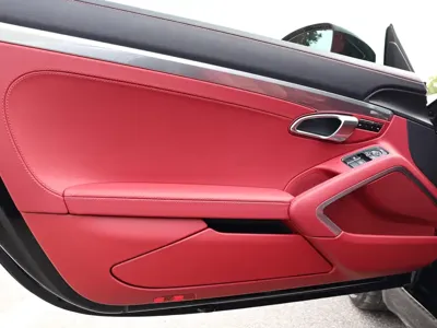 Porsche 718 2023, 6600 км, за 338000 CNY - фото 4