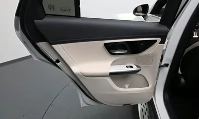 Mercedes-Benz GLC-Class 2024, 8833 км, за 68300000 KRW - фото 24