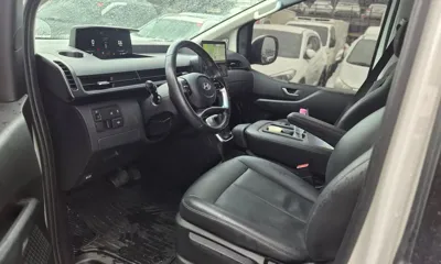 Hyundai Staria 2025, 87000 км, за 25800000 KRW