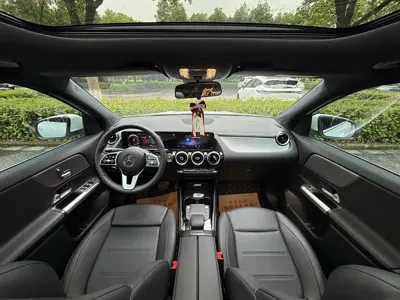 Mercedes-Benz GLA 2023, 11000 км, за 139800 CNY - фото 12