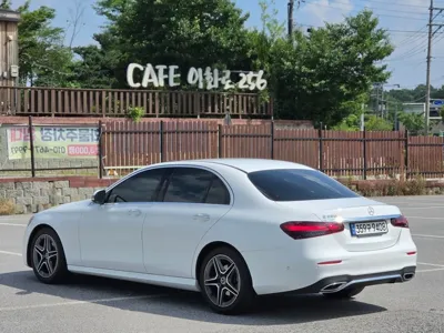 Mercedes-Benz E-Class 2023, 21000 км, за 43500000 KRW - фото 3