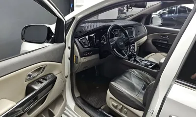 Kia Canival 2017, 132776 км, за 11400000 KRW - фото 10