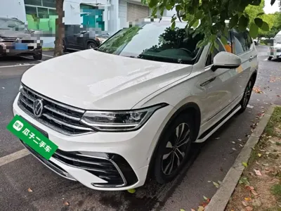 Volkswagen Tiguan L 2022, 74200 км, за 102600 CNY - фото 2